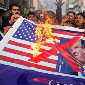 أوراق قوة باكستان في معركة 'تكسير العظام' مع ترامب