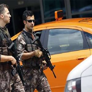 قتلى وجرحى في شجار بين أتراك وسوريين بمدينة غازي عنتاب التركية