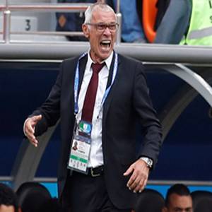 قصة اللحظات الأخيرة لوفاة فنان ومدرب بسبب هزيمة المنتخب