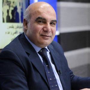 لا تذهبوا الى وارسو ...؟