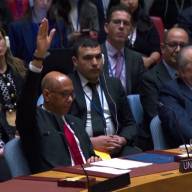 U.S. hijacks Security Council.. US veto against full membership of Palestine in the United Nations