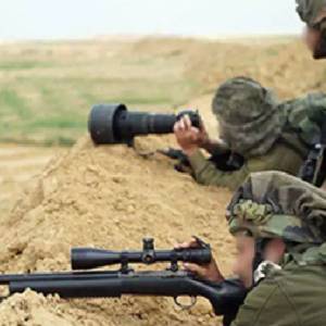 تحقيق: كيف قتل قناصة أميركيون وألمان عائلة في قطاع غزة؟