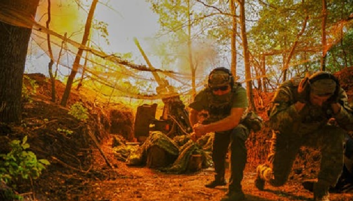 New Yorker: Ukrainian Men Approaching Conscription Age Flee in Large Numbers 