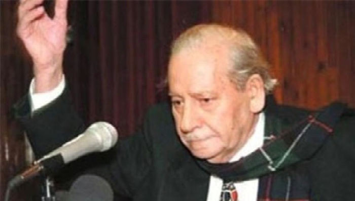 أوصى بأن لا يبكيه أحد.. وفاة الروائي السوري حنا مينه