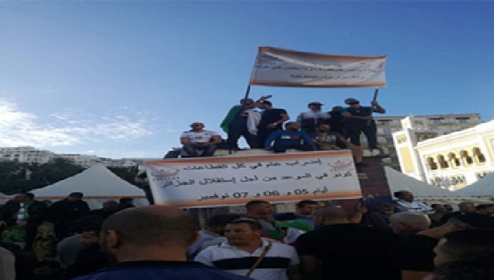 حراك اجتماعي بالجزائر.. إضرابات تشلّ القطاعات الحيوية 