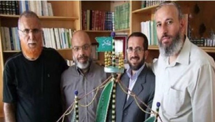 الاحتلال ينزع المواطنة عن 3 نواب ووزير أسبق مقدسيين