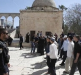أكثر من 1000 مستوطن يقتحمون المسجد الأقصى