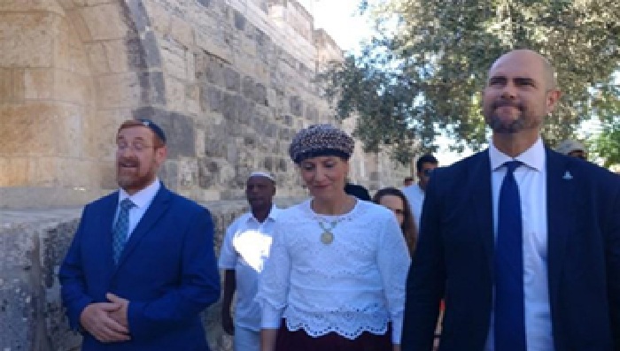 3 أعضاء كنيست يقتحمون الأقصى