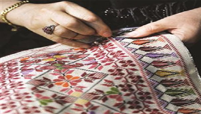 من جناح فلسطين في معرض بيروت العربي الدولي للكتاب