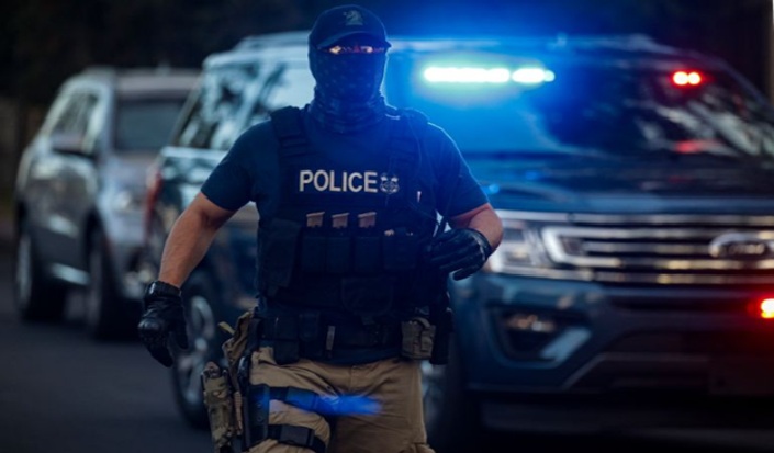 مقال بنيويورك تايمز: علينا التحرك ضد ترامب الآن قبل فوات الأوان