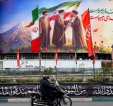 فايننشال تايمز: عملية “الغضب الملحمي” تنذر بفشل ذريع وسقوط للنموذج الفنزويلي في إيران