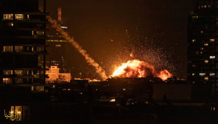 Fireball lights up Tel Aviv's skies after Iranian missile strike (French)