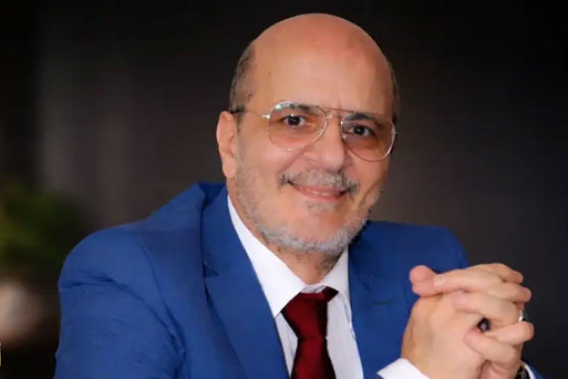 The White House in a Time of Absurdity: Has the U.S. Empire Entered a Decline Phase?