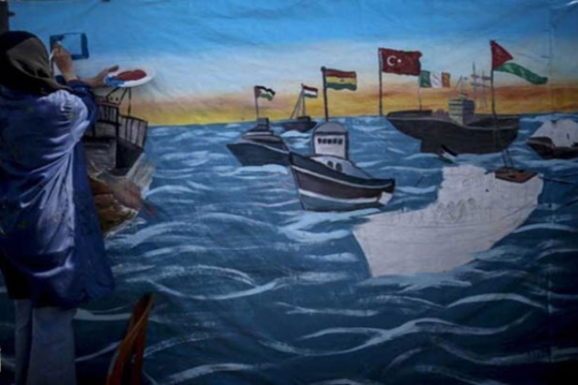 على رصيف ميناء غزة.. جدارية فنية تخلد 