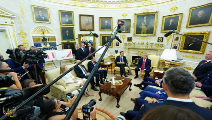 Trump and Rutte during their meeting at the White House