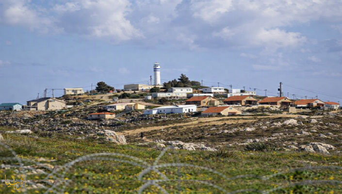 مستوطنة إحيا على أراضي بلدة قريوت جنوب نابلس 