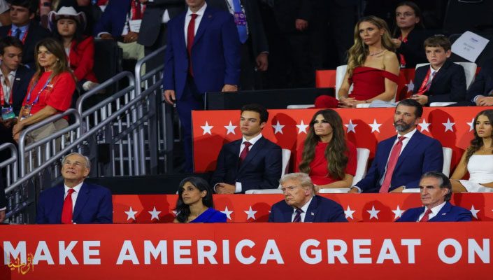 Trump prepares millions to protect his family in anticipation of "accountability" if Democrats win congressional elections 