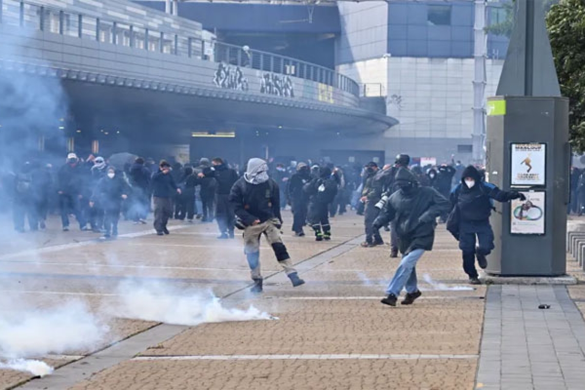 Europe's anger.. Governments under pressure and streets boiling